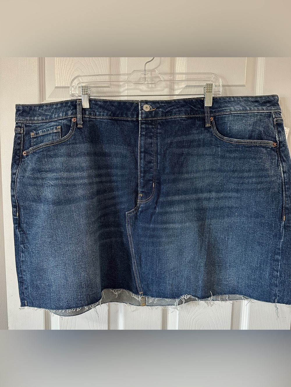 Old Navy Plus Size Dark Blue Denim Skirt - Casual Raw Hem